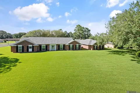 2007 E Bayou Rd, Donaldsonville, LA 70346