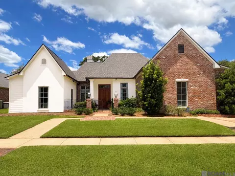 17744 Pecan Shadows Dr, St. George, LA 70810