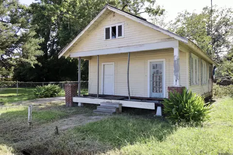 211 Community St, New Roads, LA 70760