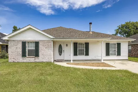 405 Cavaness Dr, Houma, LA 70364