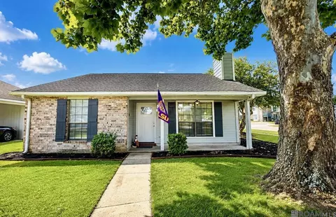 759 Fountain View Dr, Baton Rouge, LA 70820