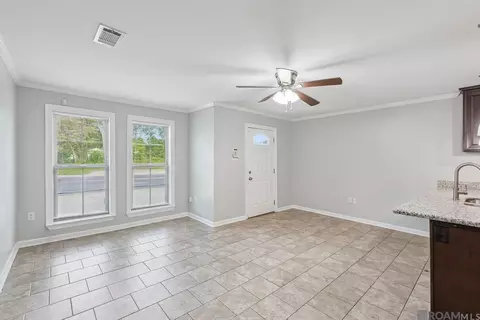 3216 N Foster Dr, Baton Rouge, LA 70805
