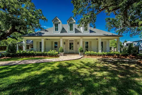 115 Krumbhaar Cir, Houma, LA 70360
