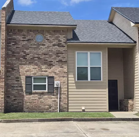 221 N French Quarter Dr, Houma, LA 70364