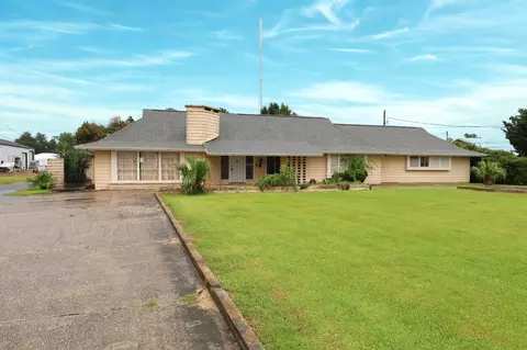 120 E 146th St, Galliano, LA 70354
