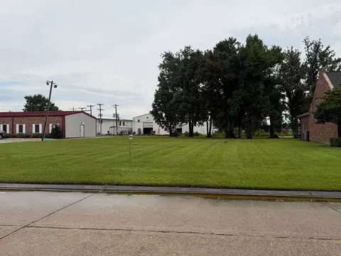 272 Corporate Dr, Houma, LA 70360