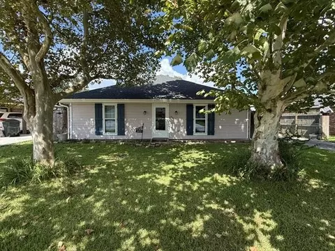 307 Sugar Ridge Dr, Houma, LA 70360