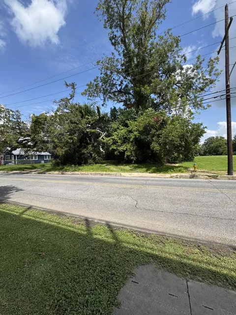 8155 W Park Ave, Houma, LA 70364