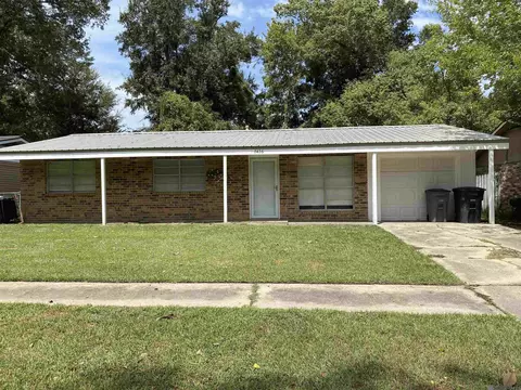 7426 Meadow Park Ave, Baton Rouge, LA 70810