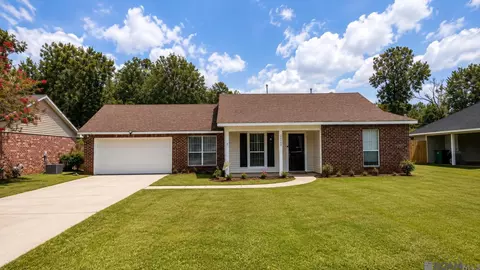 34994 Napoleon Dr, Denham Springs, LA 70706