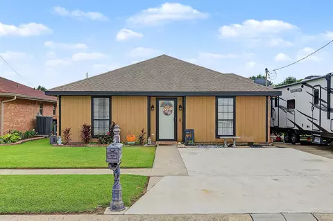 352 Firwood Dr, Houma, LA 70363