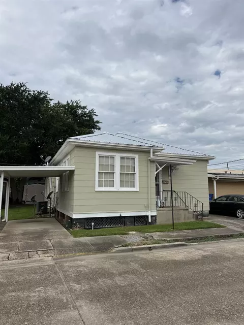 506 Saint Louis St, Thibodaux, LA 70301