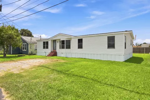 110 Blue Ln, Thibodaux, LA 70301