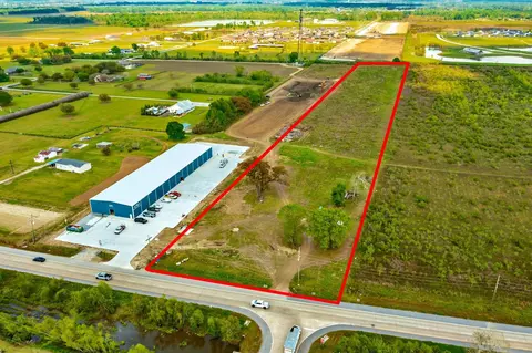 2097 W Park Ave, Schriever, LA 70395