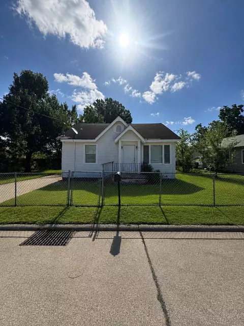404 Garnet St, Houma, LA 70360