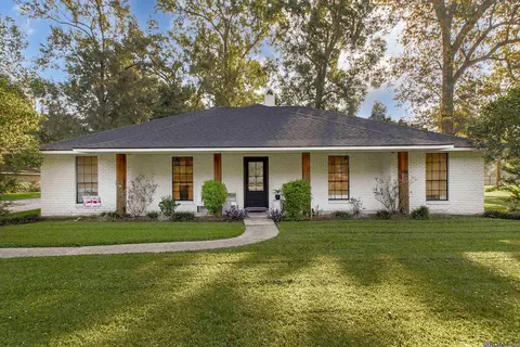 7634 Conestoga Dr, Greenwell Springs, LA 70739