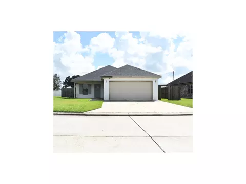 119 Darwen Dr, Raceland, LA 70394