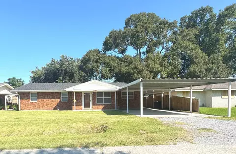 811 Kenney St, Houma, LA 70364