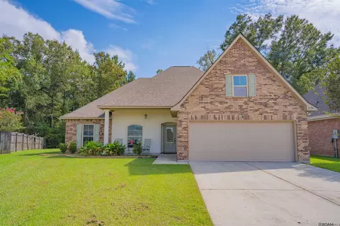 10190 Angela Dr, Denham Springs, LA 70706