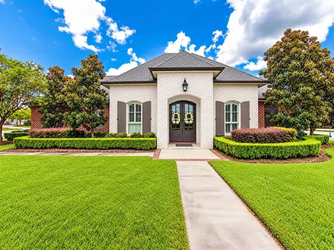360 Sugar Highland Blvd, Houma, LA 70360