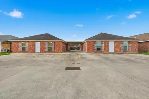 219 Gloria St, Thibodaux, LA 70301