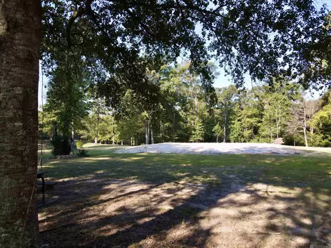 10079 La Hwy 421, Saint Francisville, LA 70775