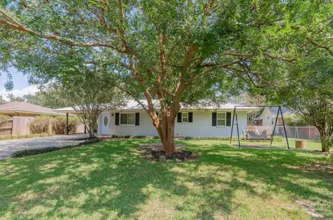 30698 Ranchero Ave, Denham Springs, LA 70726