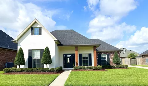 211 Jaden Ln, Houma, LA 70360