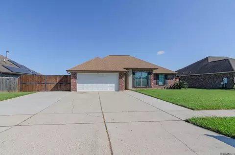 412 Cortez Dr, Laplace, LA 70068
