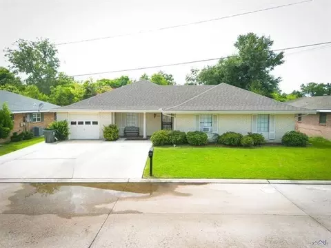 116 Burkwall Dr, Houma, LA 70360