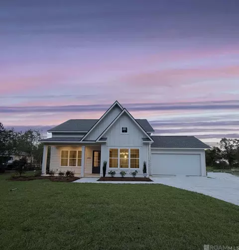 12451 Arceneaux Ln, Geismar, LA 70734