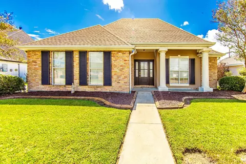 505 S Moss Dr, Houma, LA 70360
