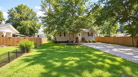 Exterior - 70426 1st St, Covington, LA 70433 photo 1 of 1