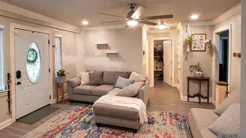 Entry Way - 70426 1st St, Covington, LA 70433 photo 1 of 2