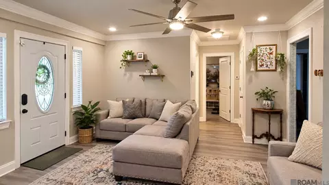 Entry Way - 70426 1st St, Covington, LA 70433 photo 2 of 2