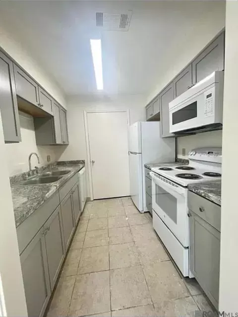5128 Brightside View Dr, Baton Rouge, LA 70820