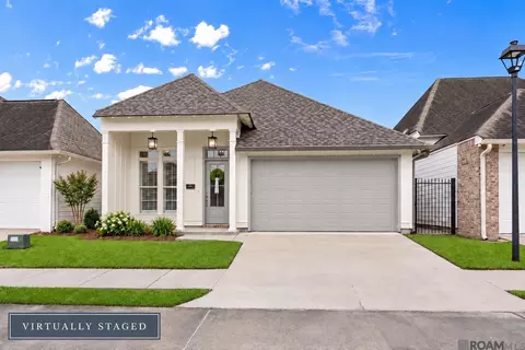 6606 Oak Garden Dr, St. George, LA 70817