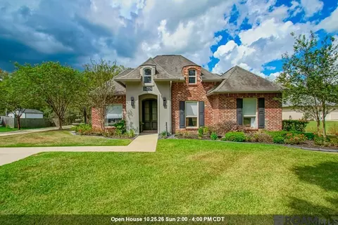 14229 Bluff Rd, Prairieville, LA 70769