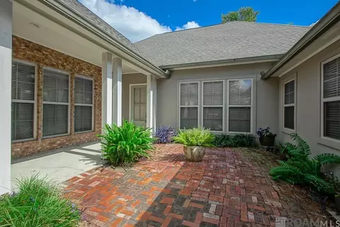 10838 Hillbrook Ave, Baton Rouge, LA 70810