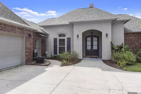 12345 Old Mill Dr, Geismar, LA 70734