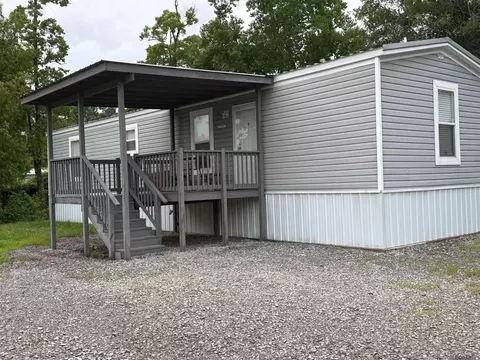 25691 Gill Rd, Denham Springs, LA 70726