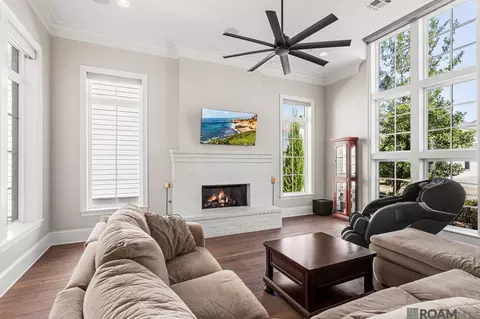 Living - 5146 Mclain Way, St. George, LA 70809 photo 2 of 3