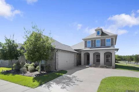 3805 Kingsbarns Dr, Zachary, LA 70791