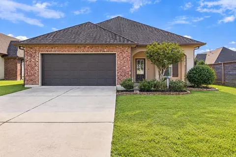 110 Red Maple Dr, Gray, LA 70359