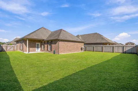 Exterior - 110 Red Maple Dr, Gray, LA 70359 photo 3 of 3
