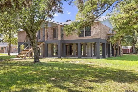 25511 Plantation Ave, Denham Springs, LA 70726