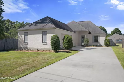 2390 Aubin Ln, Baton Rouge, LA 70816