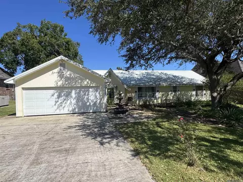 14092 Bayou Terrace Dr, Saint Amant, LA 70774
