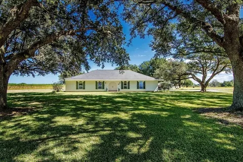 503 Main Project Rd, Schriever, LA 70395