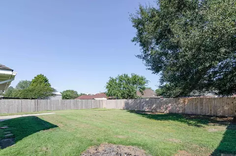 Exterior - 13531 South Trce, Walker, LA 70785 photo 5 of 6
